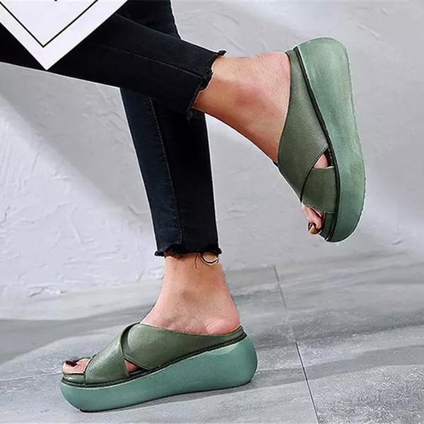 Garnet | Women's Casual Flat Cushioned Sandals