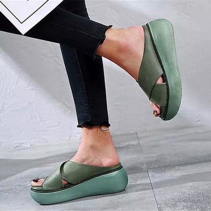 Garnet | Women's Casual Flat Cushioned Sandals