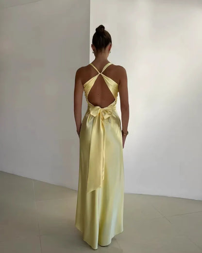 Zeliva | Women's Maxi Backless V-Neck Wedding Dress