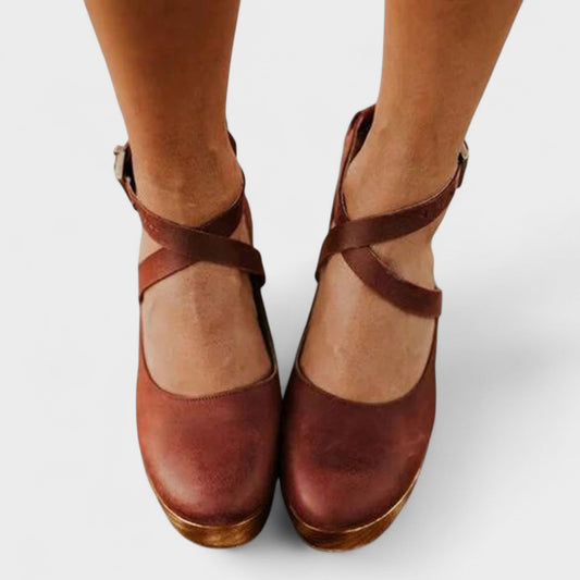 Elm | Women's Lace Flat Sandals