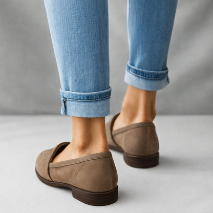 Aura | Women's Workwear Sleek Toe Loafers