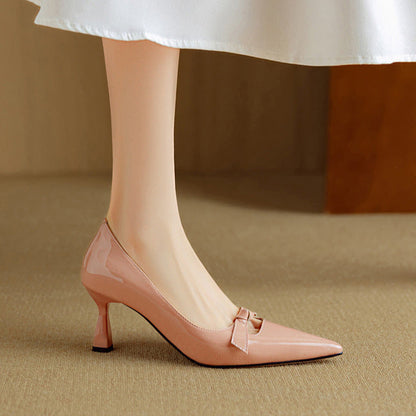 Iona | Women's Cut-Out Workwear Bow Shoes