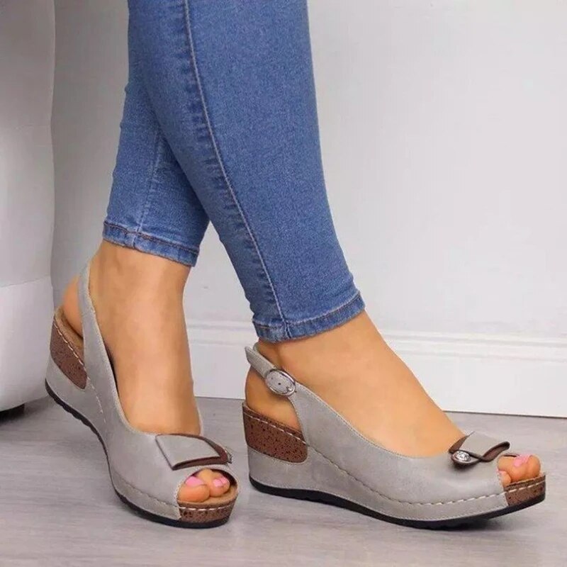 Larkspur | Women's Casual Cushioned Sandals