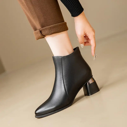 Hippolyta | Women's Workwear Ankle Classic Boots