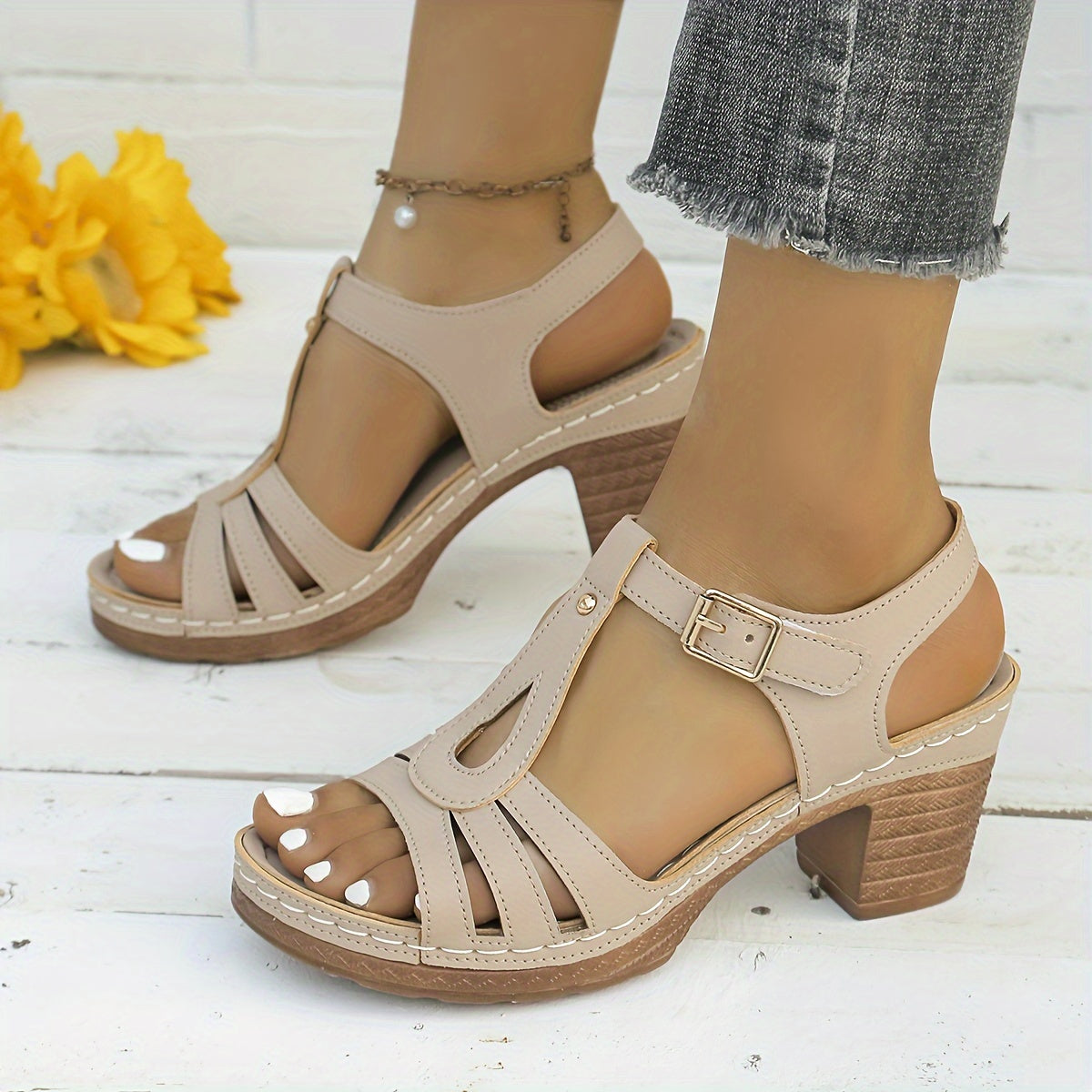 Lulu | Women's Casual Cushioned Adjustable Sandals