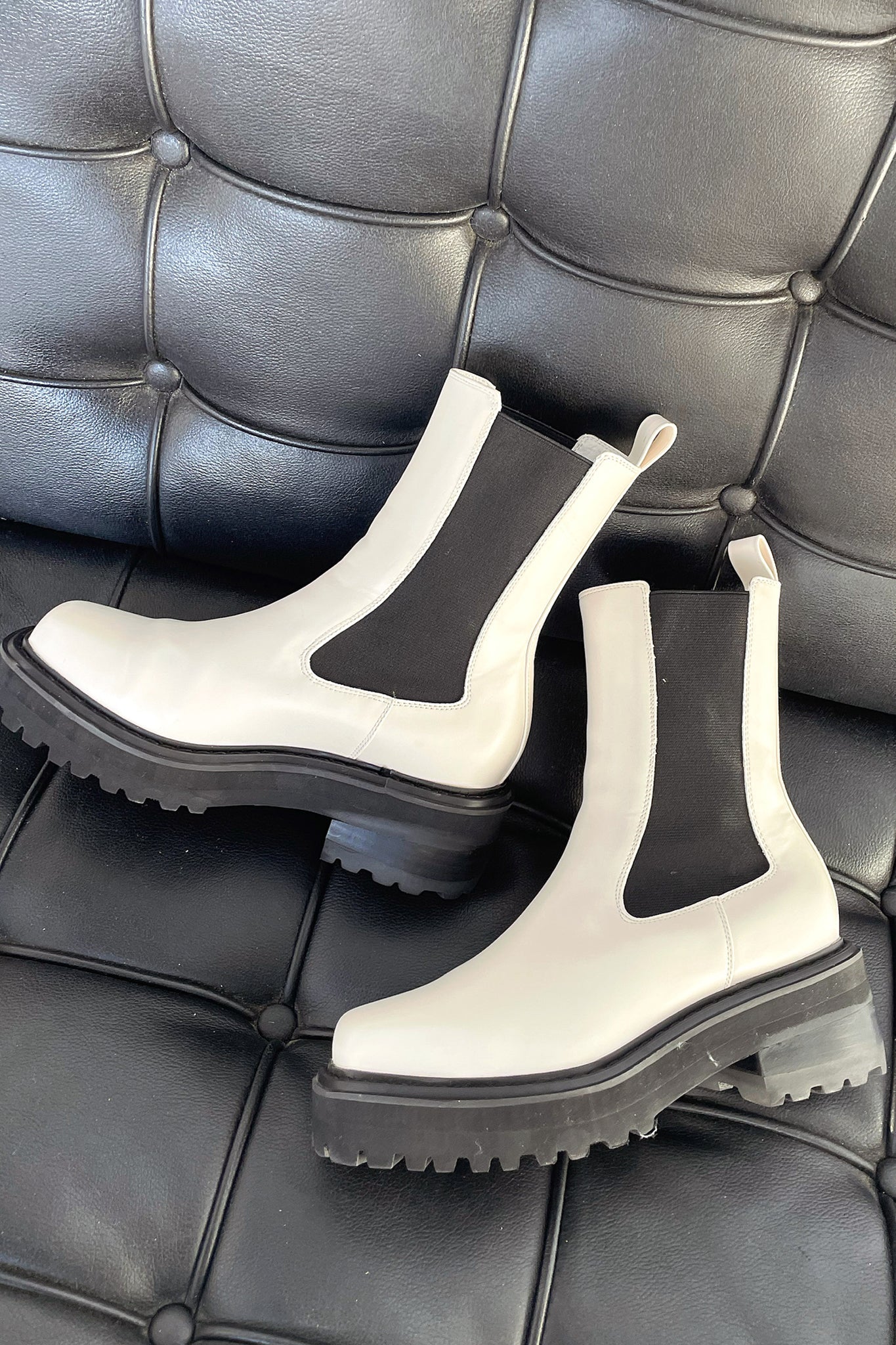 Galatea | Women's Classic Suede Knee-High Boots
