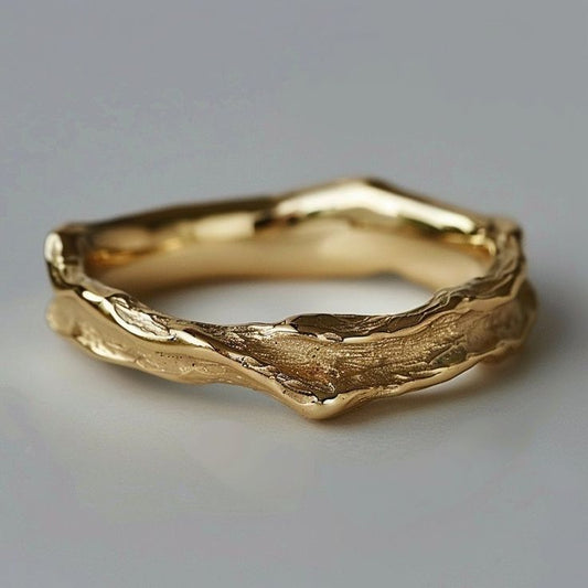 Aldara | Women's Retro Hammered Gold Ring
